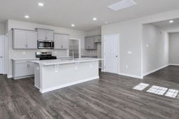 1102 Grand Oaks Drive  photo 4