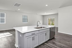 1102 Grand Oaks Drive  photo 4