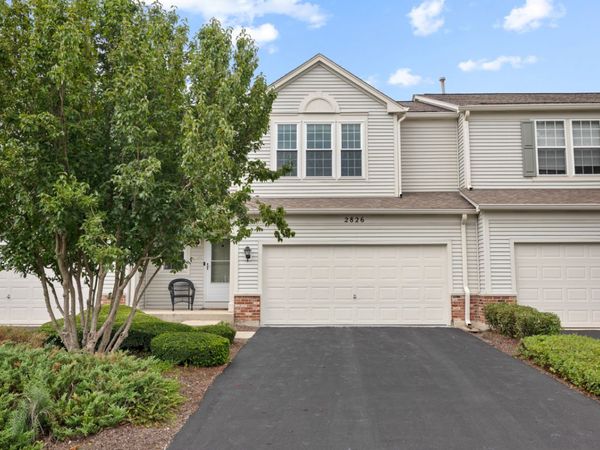2826 Peachtree Circle , Aurora, IL 60502