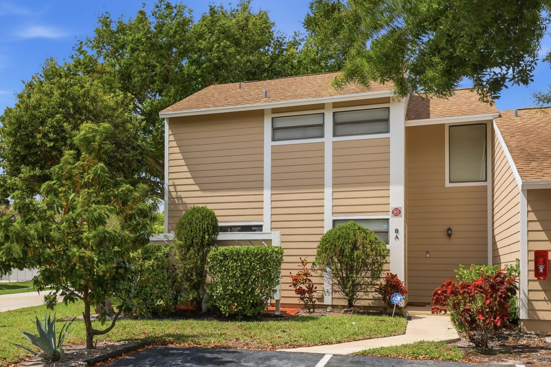 301 Lakewood Drive, Unit 8A, Jupiter, FL 33458 Photo