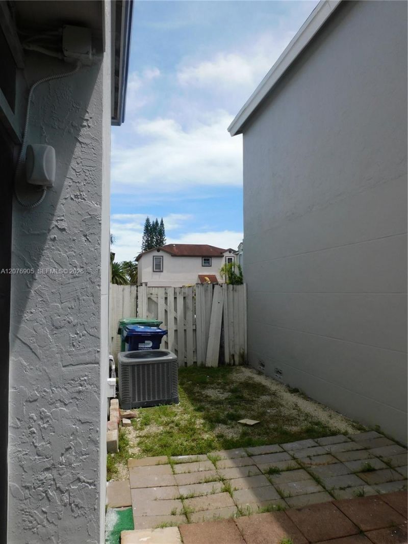 14732 SW 90th Ter, Miami, FL 33196 Photo