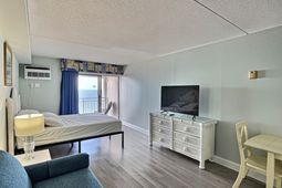 1207 S Ocean Blvd. photo 4
