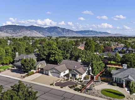 1216 Pleasantview Drive, Gardnerville, NV 89460 Photo