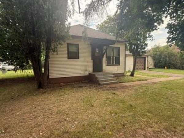 1106 Pine Street, Crosby, MN 56441