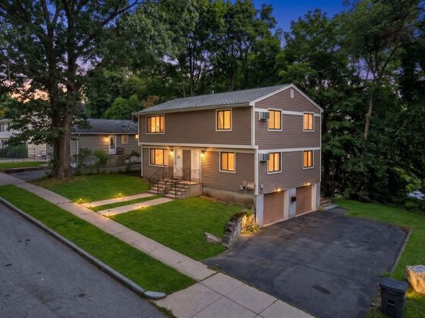 44 Alsada Dr, Worcester, MA 01603