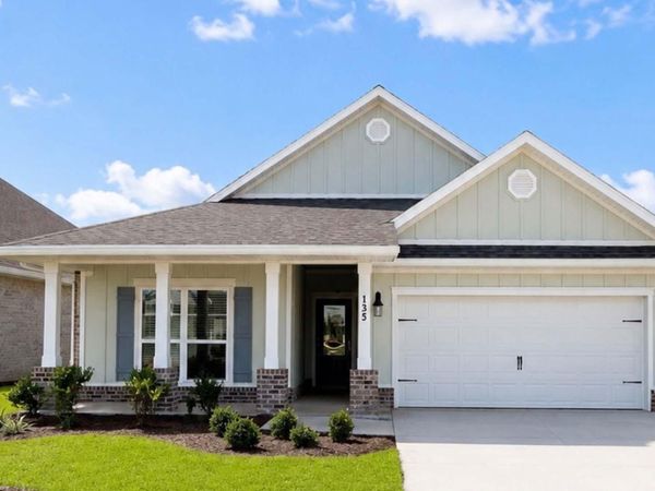 174 Eagle Owl Drive, Freeport, FL 32439