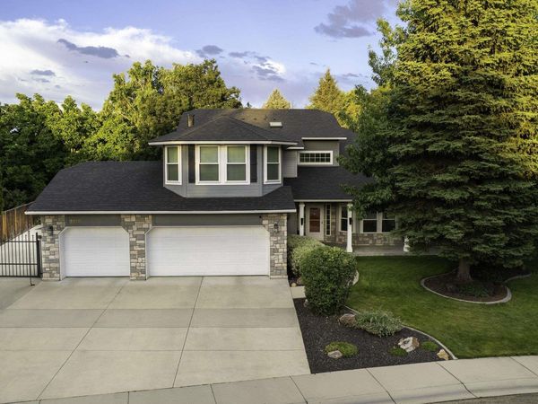 2100 S Tollgate Way, Boise, ID 83709