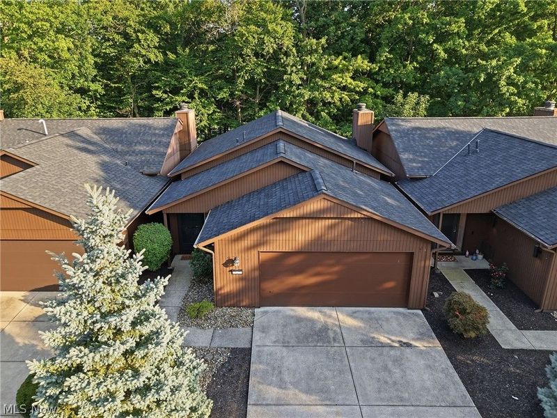 18259 Glencreek Lane, Strongsville, OH 44136 Photo 3