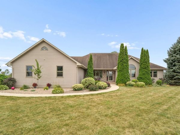 2855 FREEDOM ROAD, De Pere, WI 54115