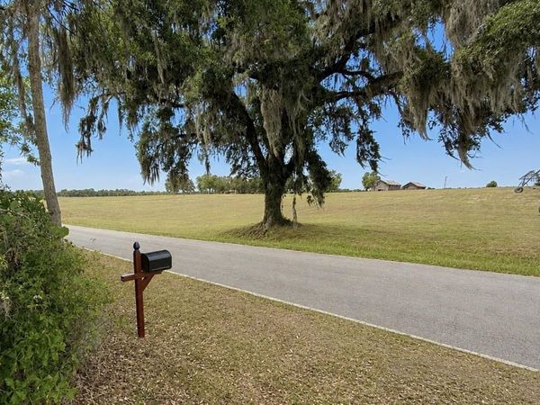 285 Wayside Farm Road, Havana, FL 32333