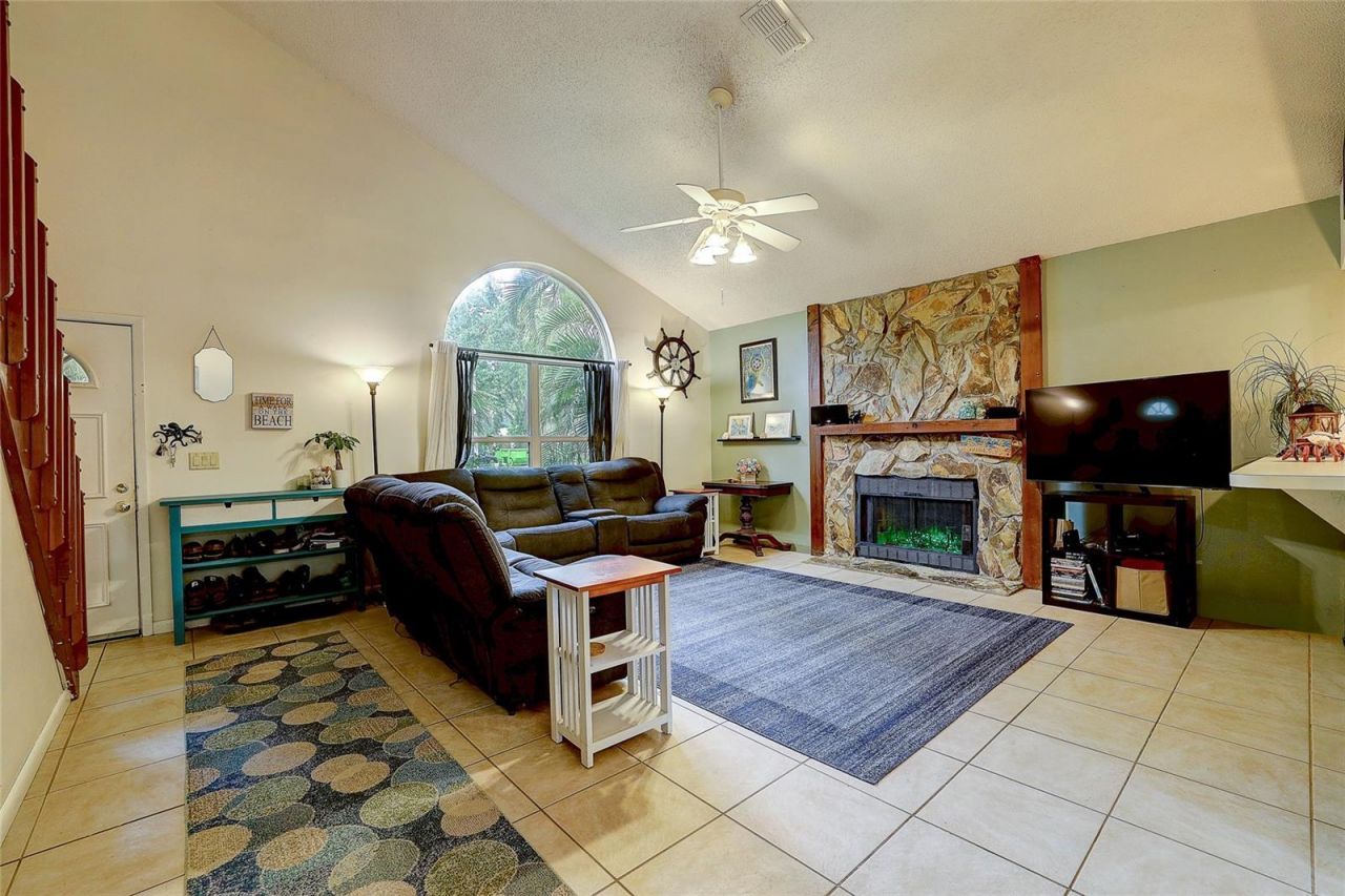 4505 33rd Avenue W, Bradenton, FL 34209 Photo