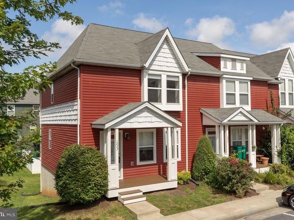 1233 FROST PLACE , HARRISONBURG, VA 22802