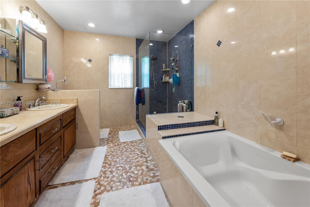 15720 SW 258th St, Homestead, FL 33031 Photo