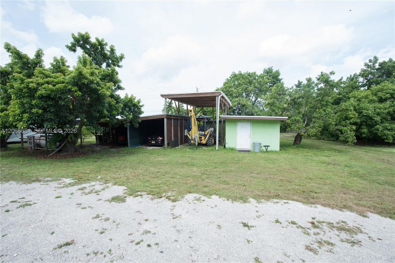 15720 SW 258th St , Homestead, FL 33031 Photo
