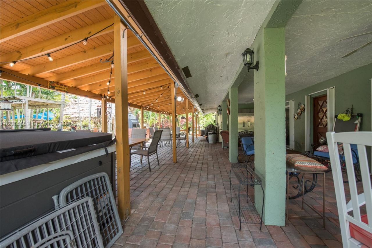 15720 SW 258th St, Homestead, FL 33031 Photo