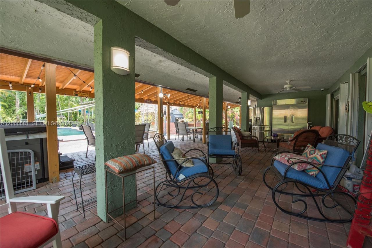 15720 SW 258th St, Homestead, FL 33031 Photo