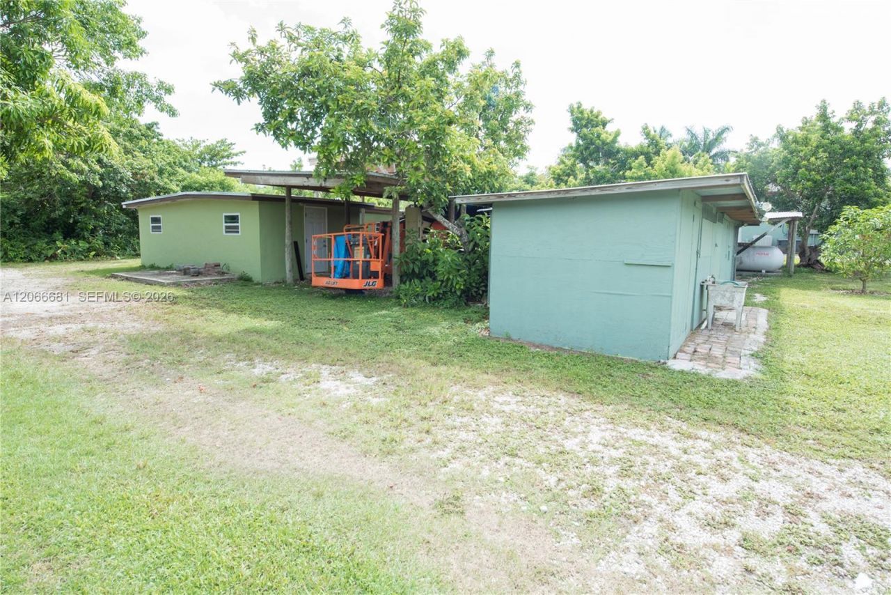15720 SW 258th St, Homestead, FL 33031 Photo