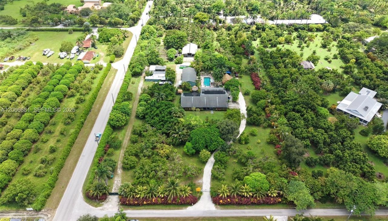 15720 SW 258th St, Homestead, FL 33031 Photo