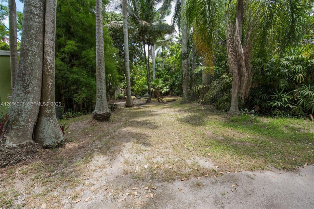 14000 SW 216th St, Miami, FL 33170 Photo
