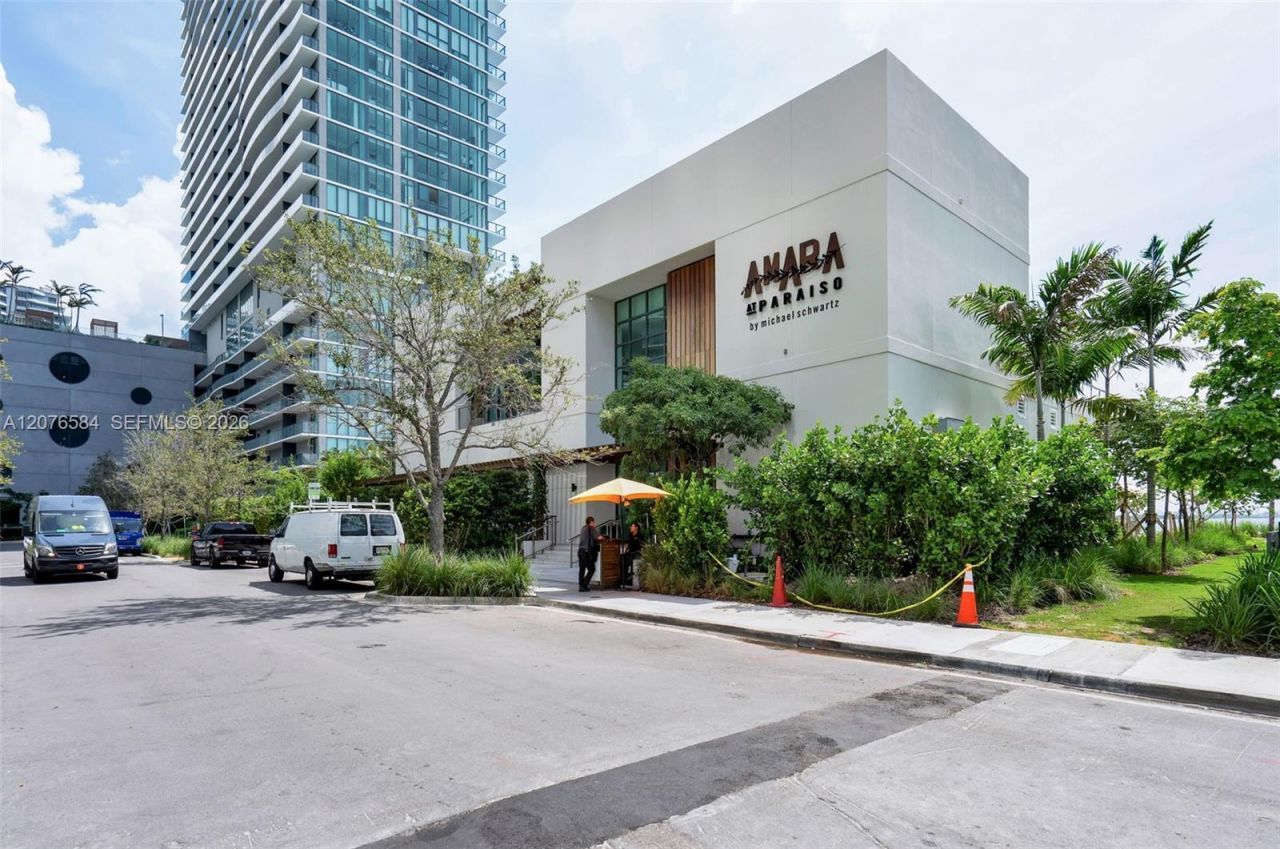 501 NE 31st St , Unit 306, Miami, FL 33137 Photo