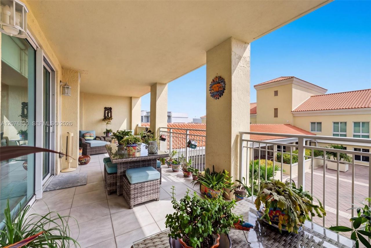 7350 SW 89th St, Unit 721S, Miami, FL 33156 Photo