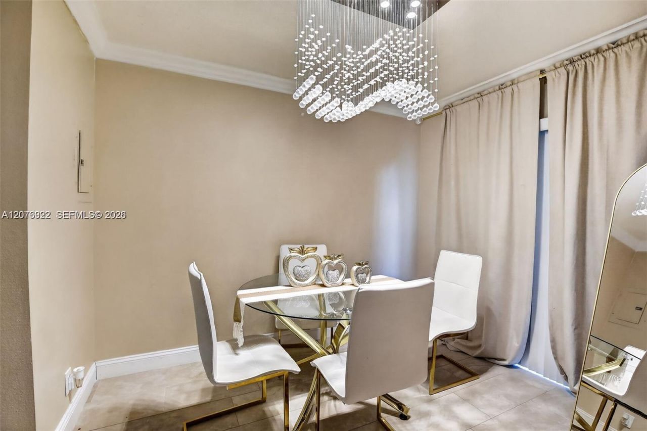 3815 NW 122nd Ter, Sunrise, FL 33323 Photo