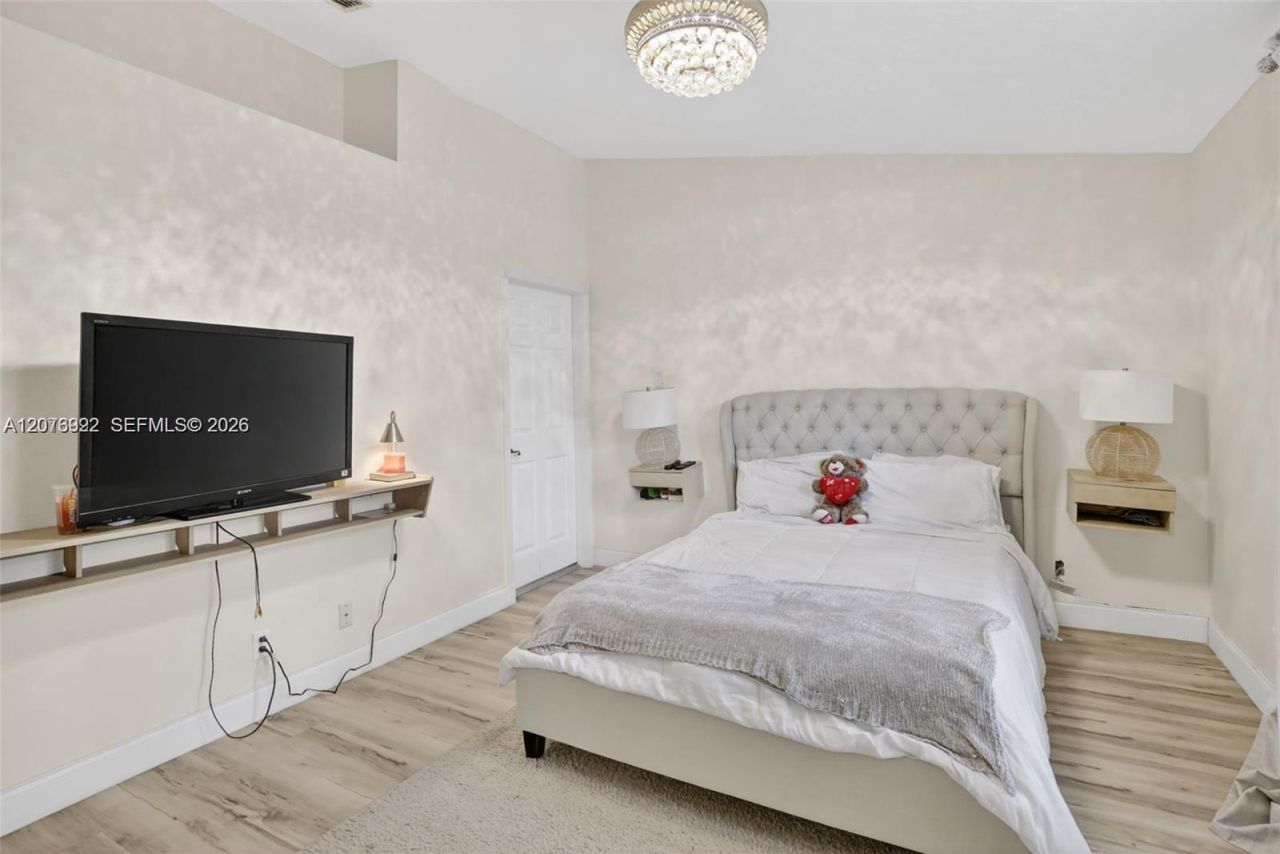 3815 NW 122nd Ter, Sunrise, FL 33323 Photo
