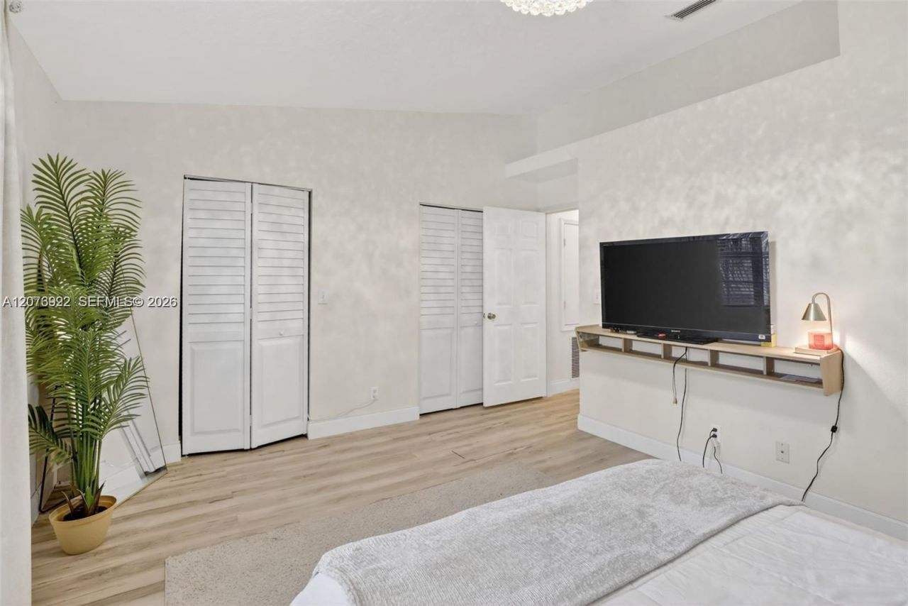 3815 NW 122nd Ter, Sunrise, FL 33323 Photo