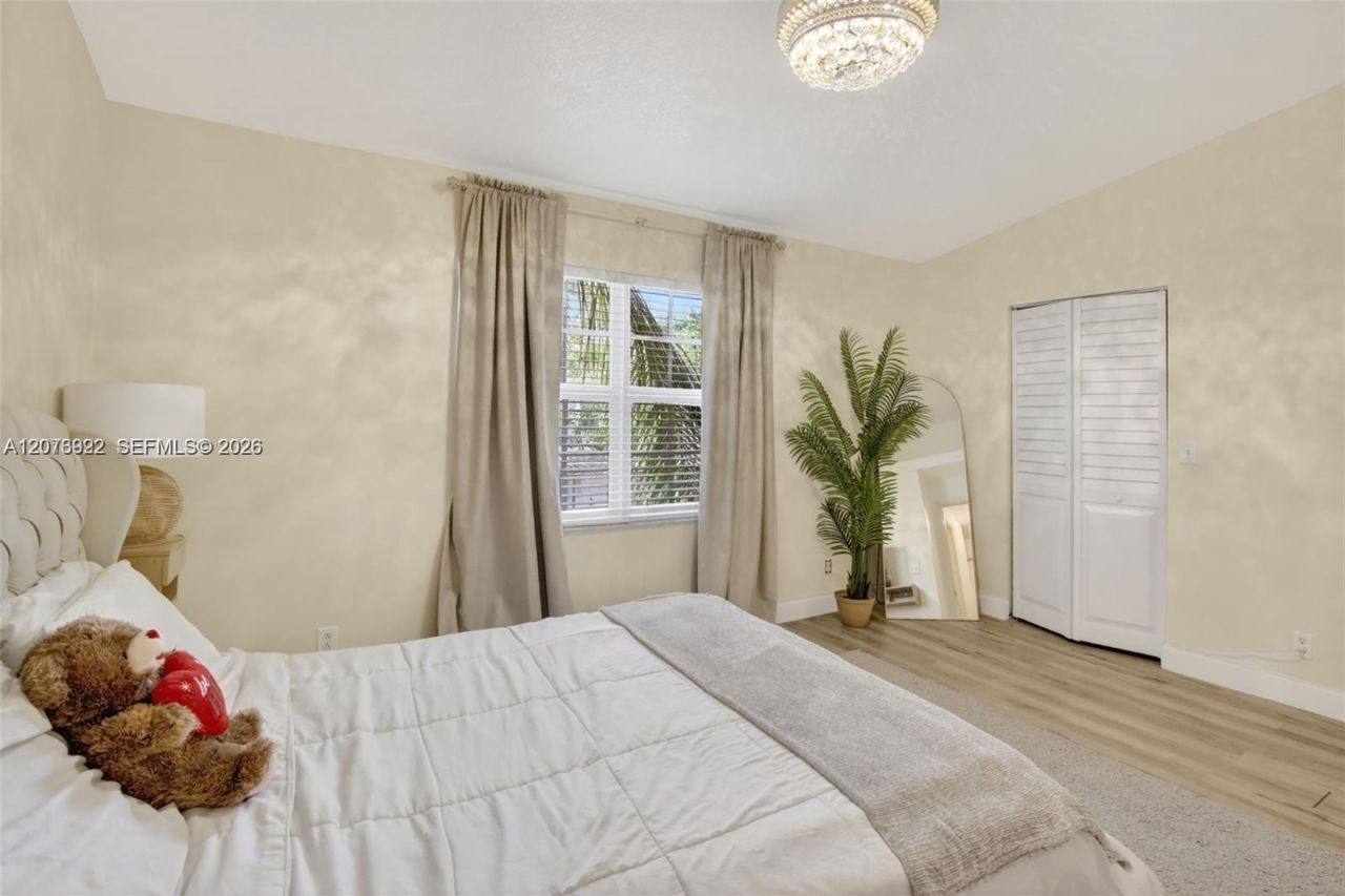 3815 NW 122nd Ter, Sunrise, FL 33323 Photo