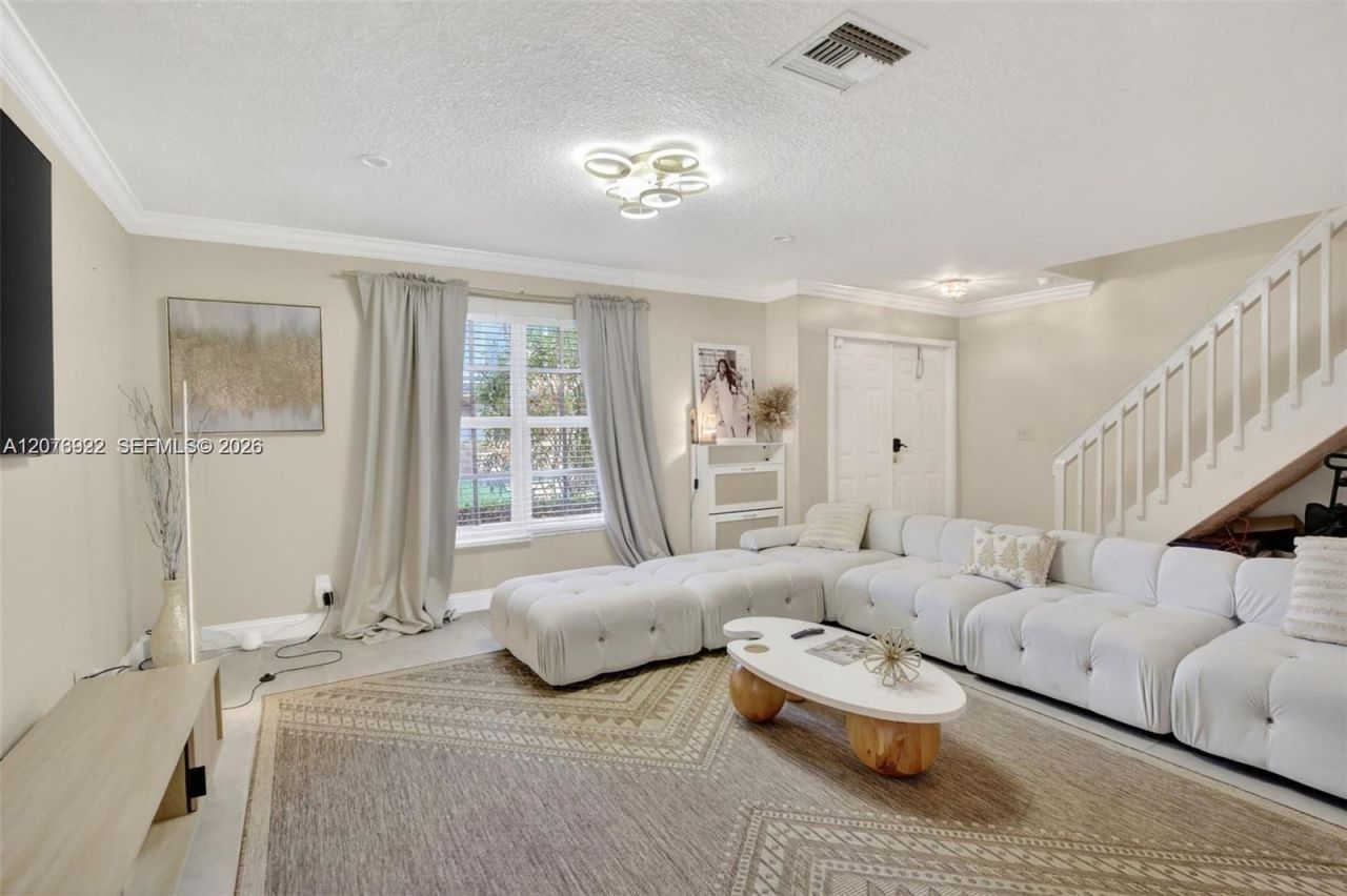 3815 NW 122nd Ter, Sunrise, FL 33323 Photo
