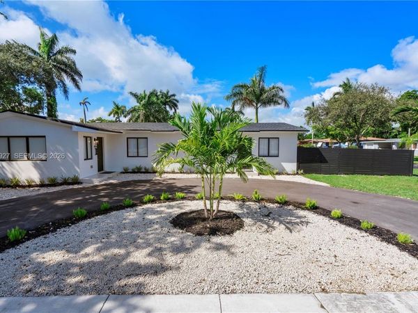 490 NE 141st , Unit 490, North Miami, FL 33161