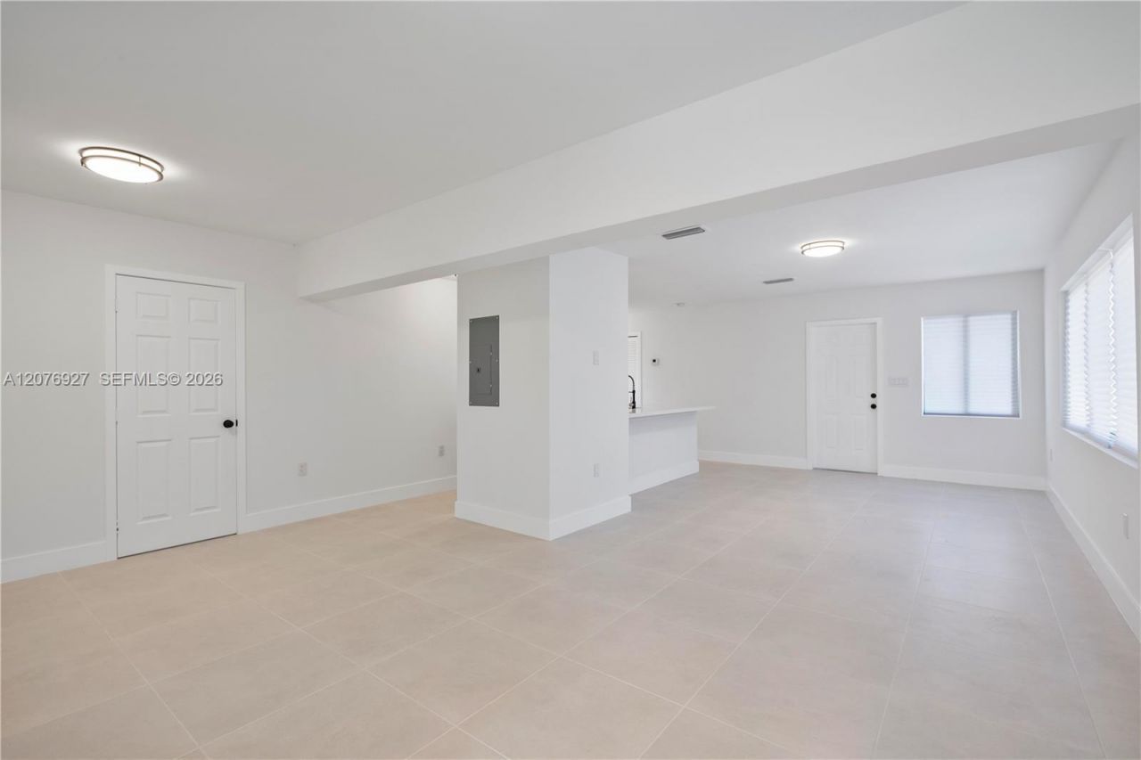 490 NE 141st , Unit 490, North Miami, FL 33161 Photo