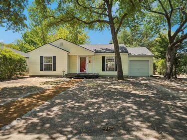 1217 Fuller Drive, Dallas, TX 75218