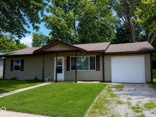 26 Center Drive , Crawfordsville, IN 47933