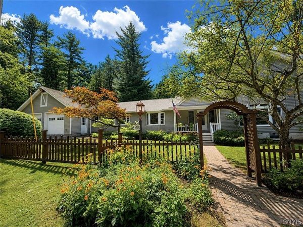5090 Lakewood , Cazenovia, NY 13035