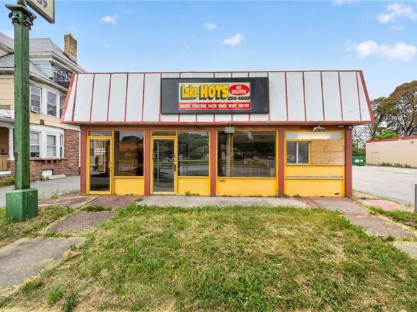 532 Lake Avenue, Rochester, NY 14613