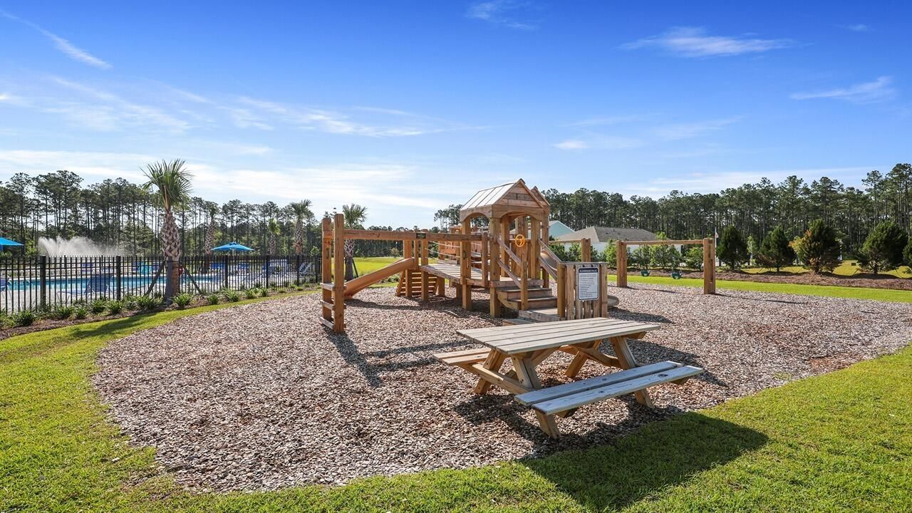3944 Aberfeldy Lane Photo 9