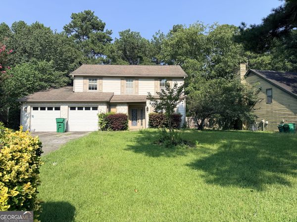 844 Chapman Circle, Stone Mountain, GA 30088