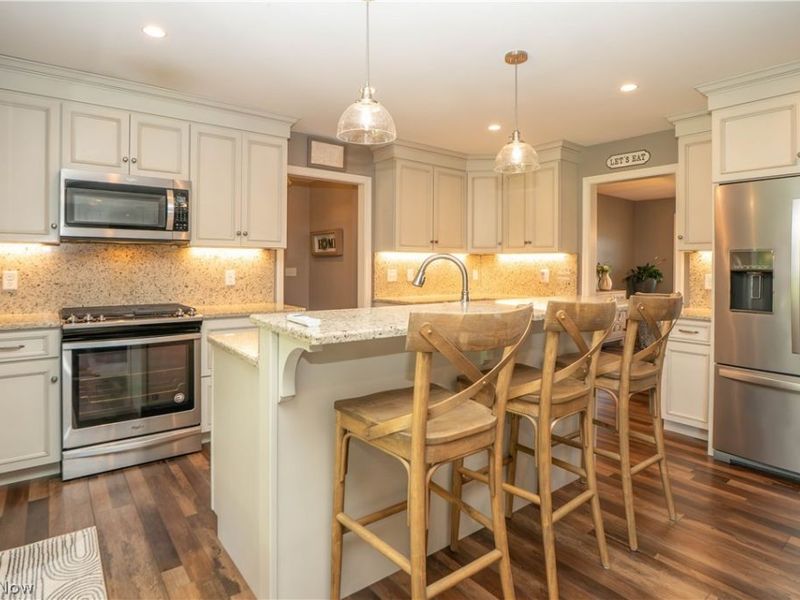 760 Radcliffe Pass, Columbiana, OH 44408 Photo 11