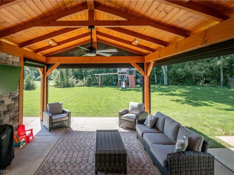 760 Radcliffe Pass, Columbiana, OH 44408 Photo 45