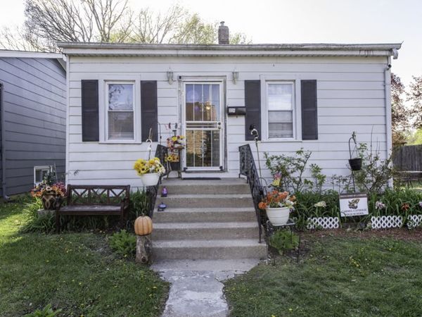 1530 Elizabeth Avenue, North Chicago, IL 60064