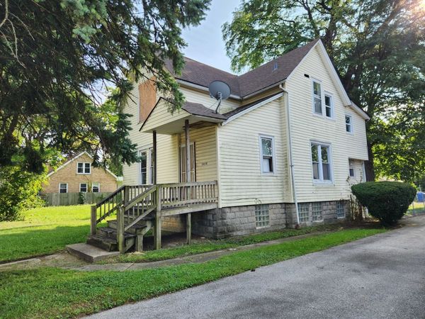 10230 S Lowe Avenue, Chicago, IL 60628