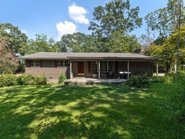 806 Main St., Purvis, MS 39475
