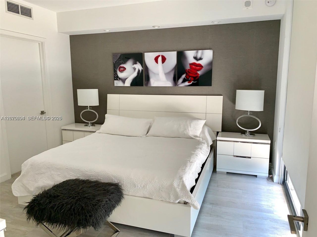 55 SW 9th St , Unit 2706, Miami, FL 33130 Photo
