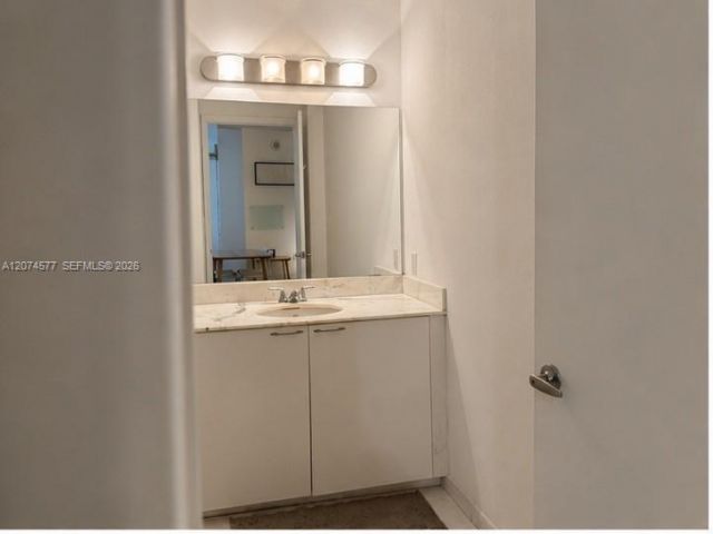 234 NE 3rd St , Unit 206, Miami, FL 33132 Photo