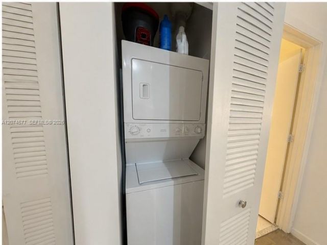 234 NE 3rd St , Unit 206, Miami, FL 33132 Photo