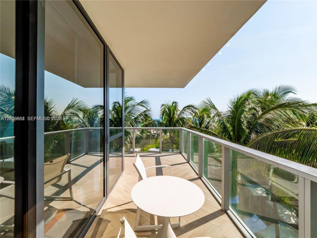 2201 Collins Ave , Unit 428, Miami Beach, FL 33139 Photo