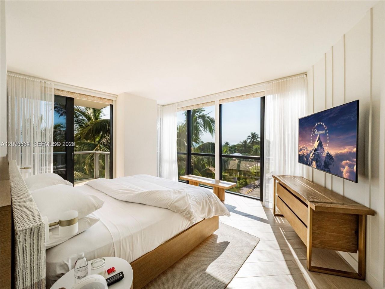 2201 Collins Ave , Unit 428, Miami Beach, FL 33139 Photo