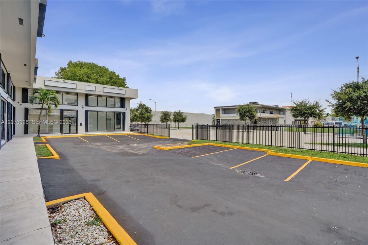 900 W Flagler St , Unit 3, Miami, FL 33130 Photo
