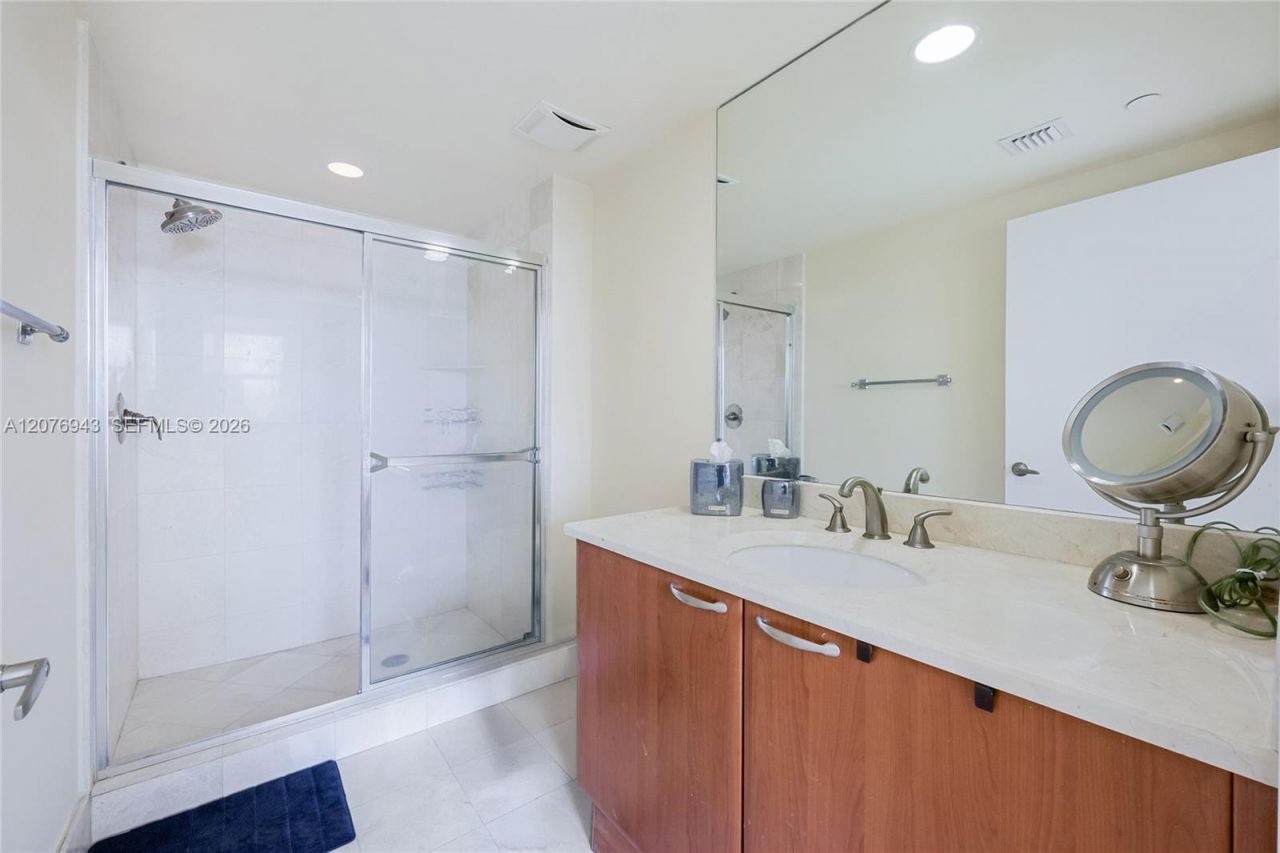 3301 NE 183rd St , Unit 1607, Aventura, FL 33160 Photo